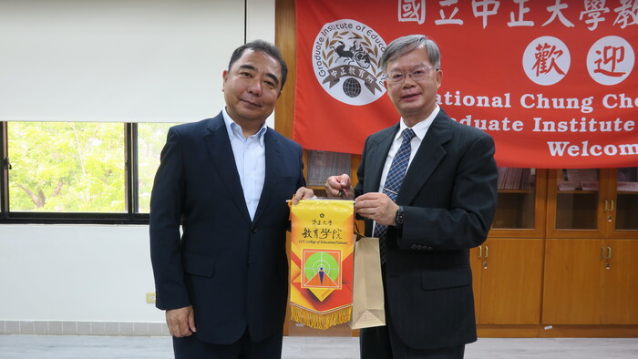115.4.22日本九州熊本市教育學者參訪共五張照片