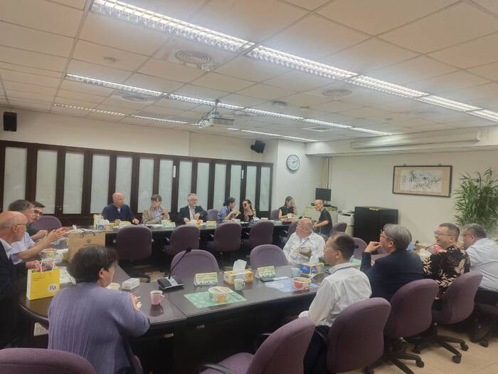 115.5.15教育學院與德國簽訂MOU