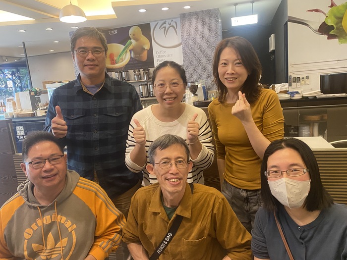 2026年寒假洪老師指導學生歡送老師餐會合影